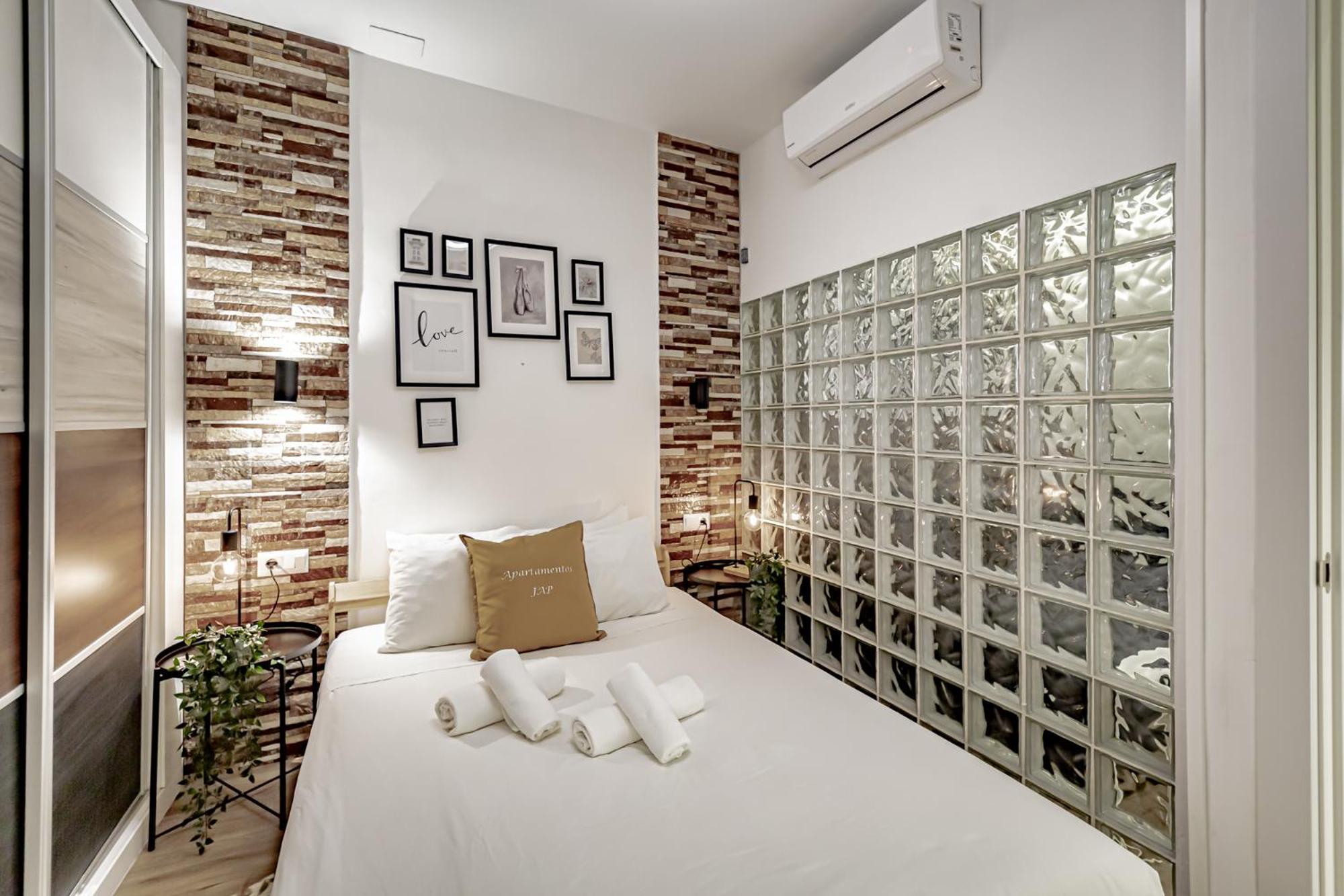 Apartamentos Franco Rodriguez Madrid Zimmer foto