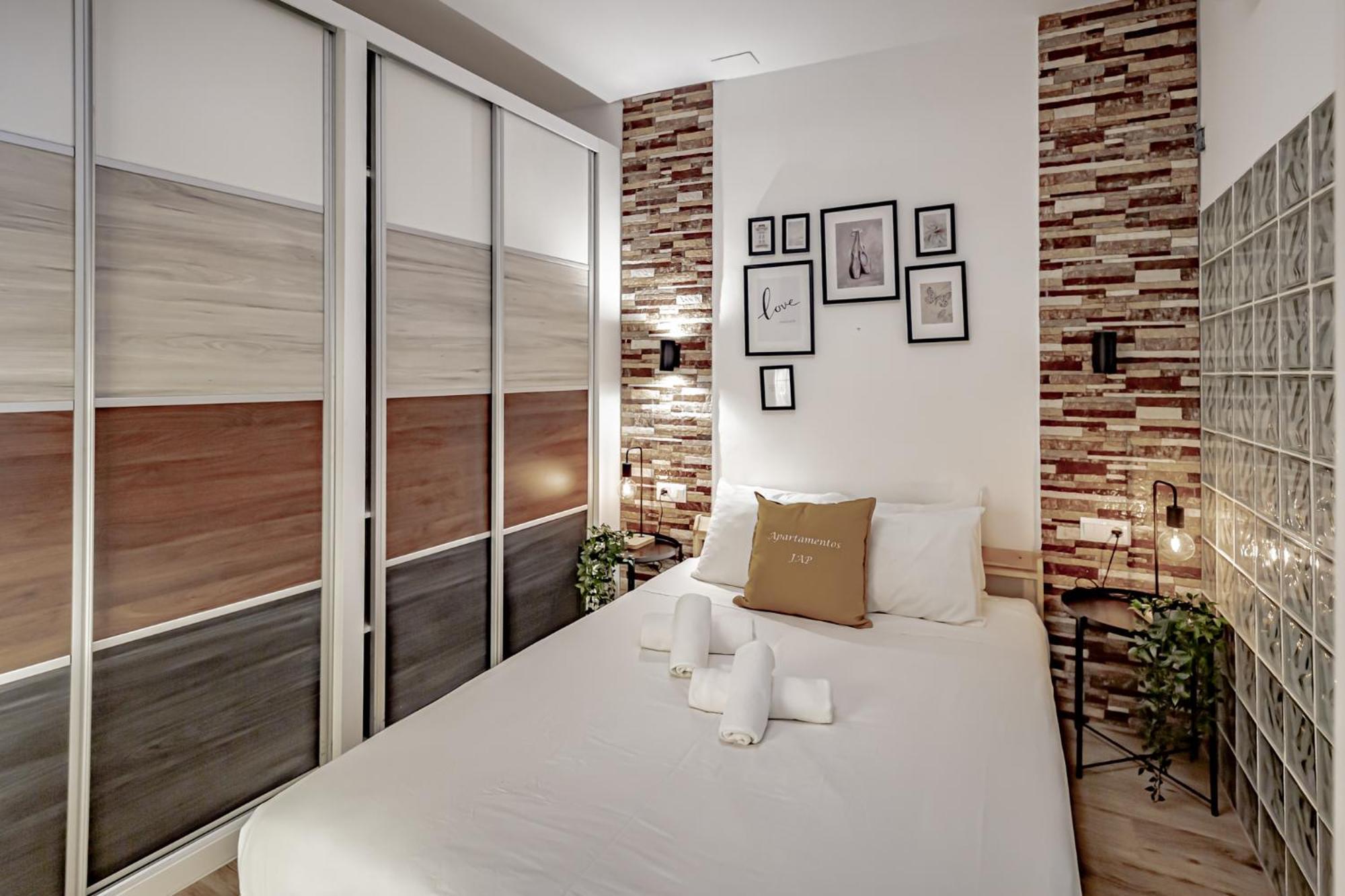 Apartamentos Franco Rodriguez Madrid Zimmer foto